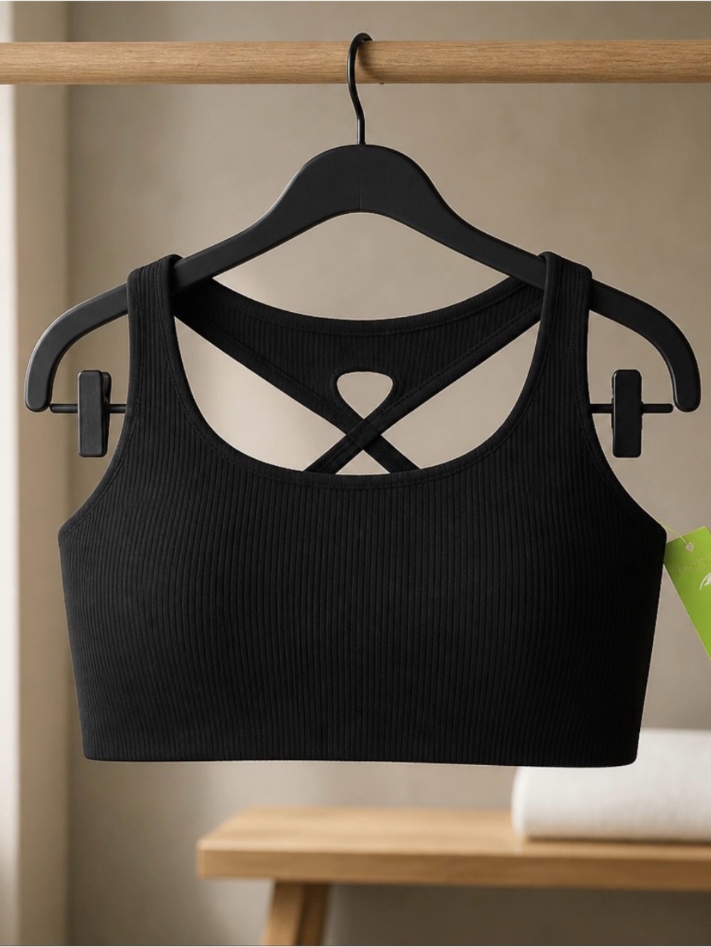 NWT Plu Size 3x Seemless Cross Activewear Black
  Bra